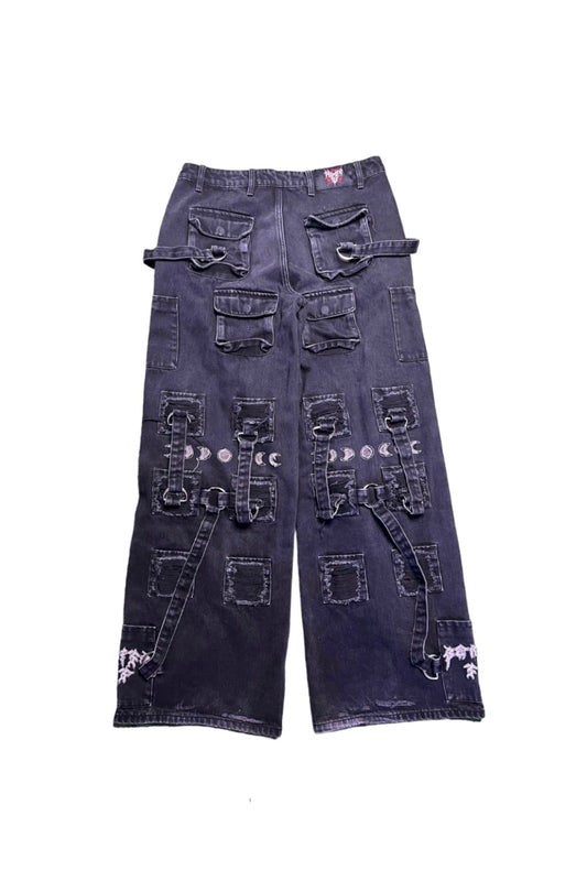 Carnage Moon Cargos